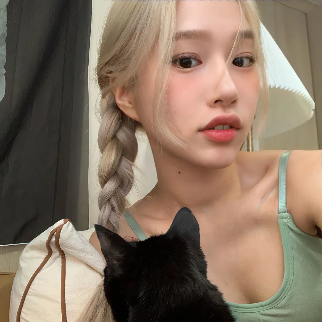 白毛女封面